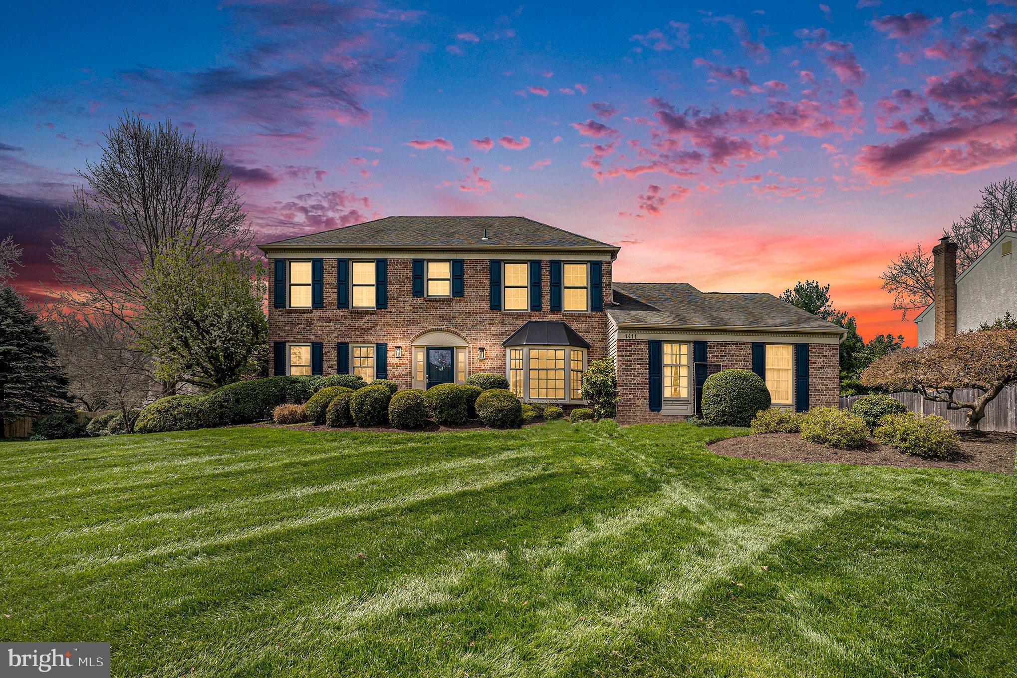 1411 Barton Dr
