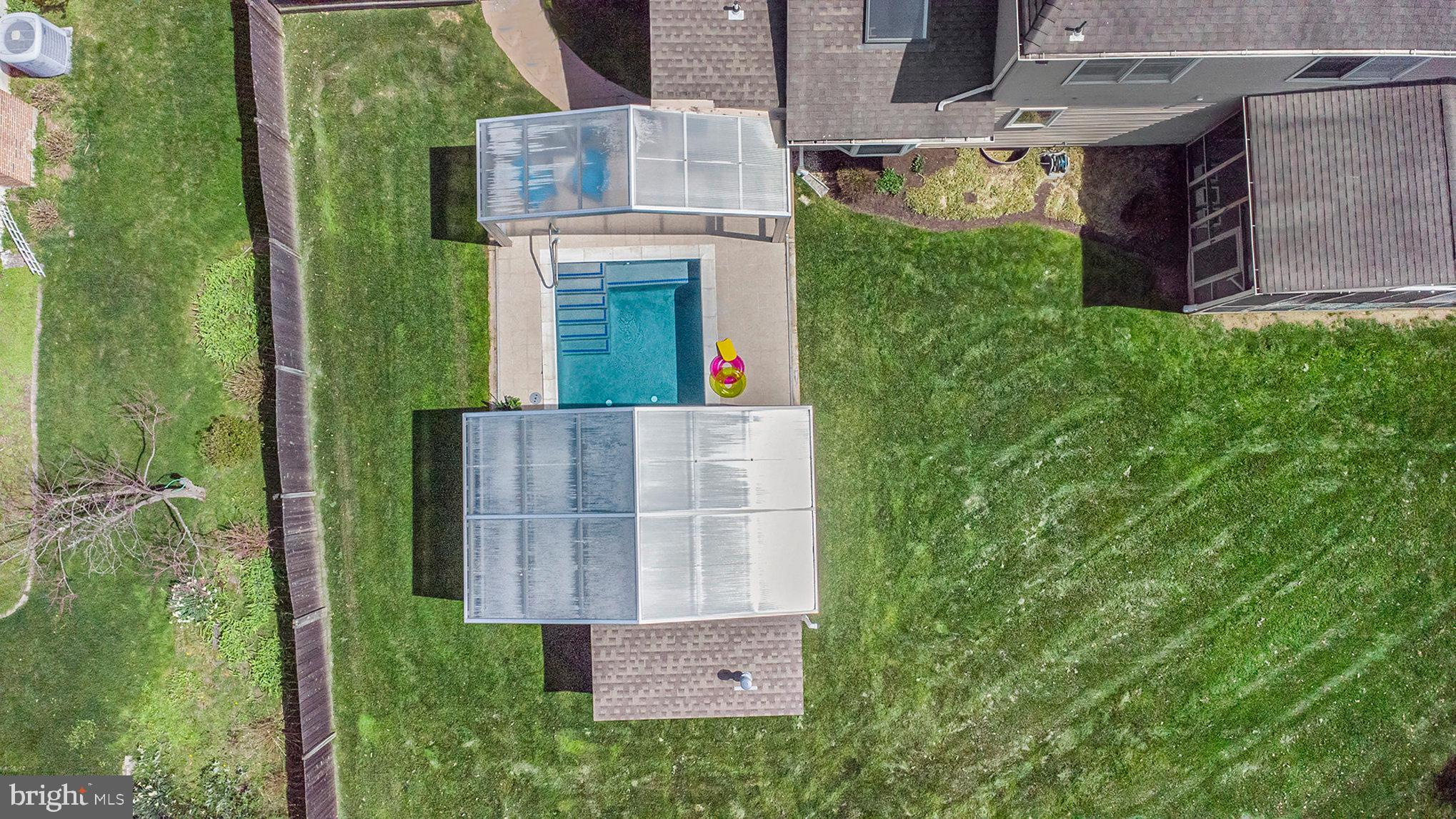 1411 Barton Dr