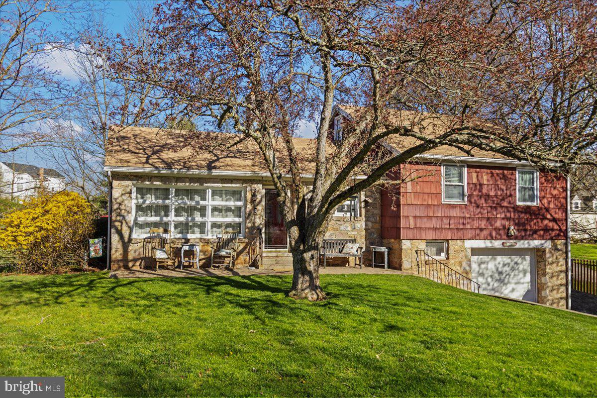 227 E 7th Ave
