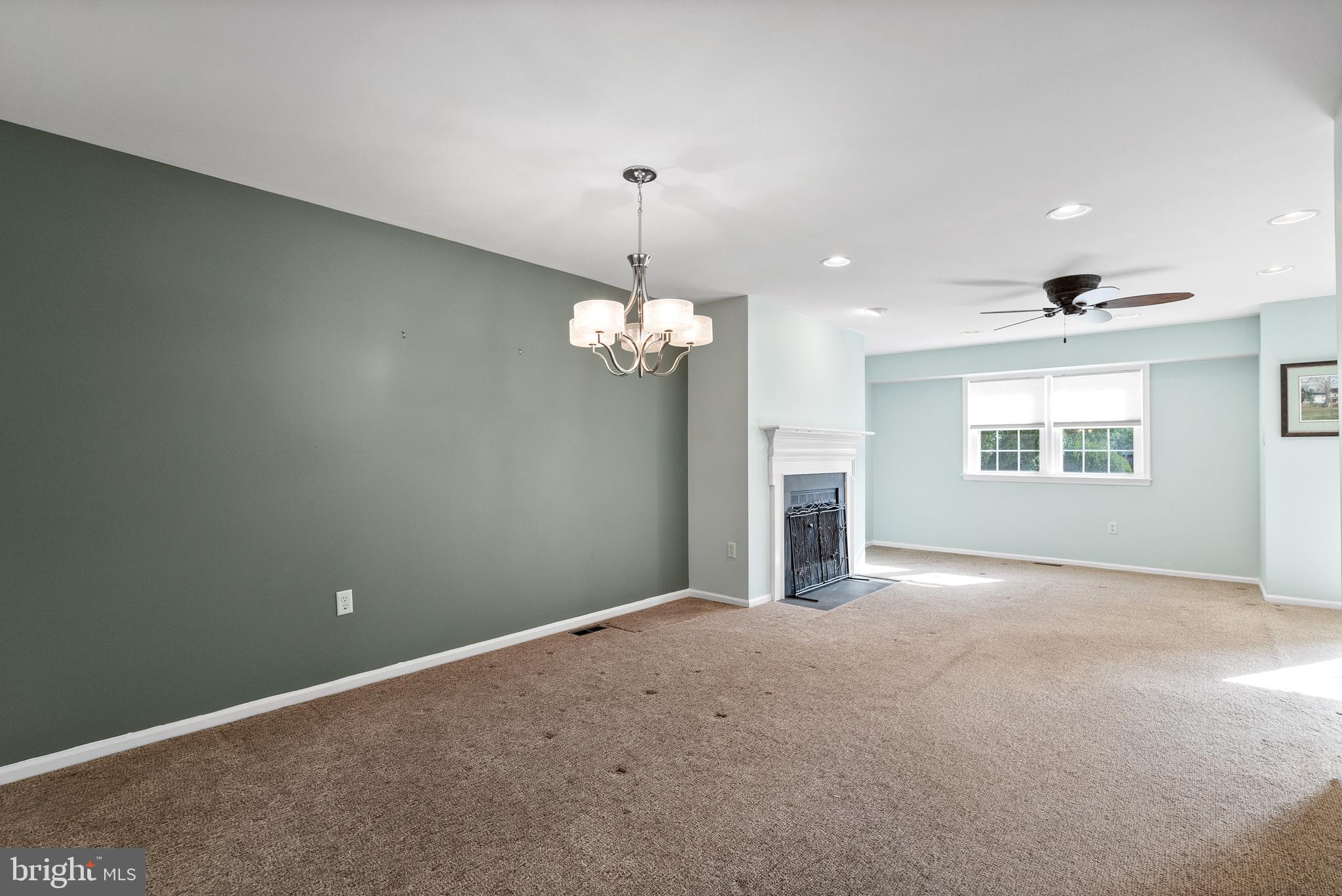 1512 Corsley Ct