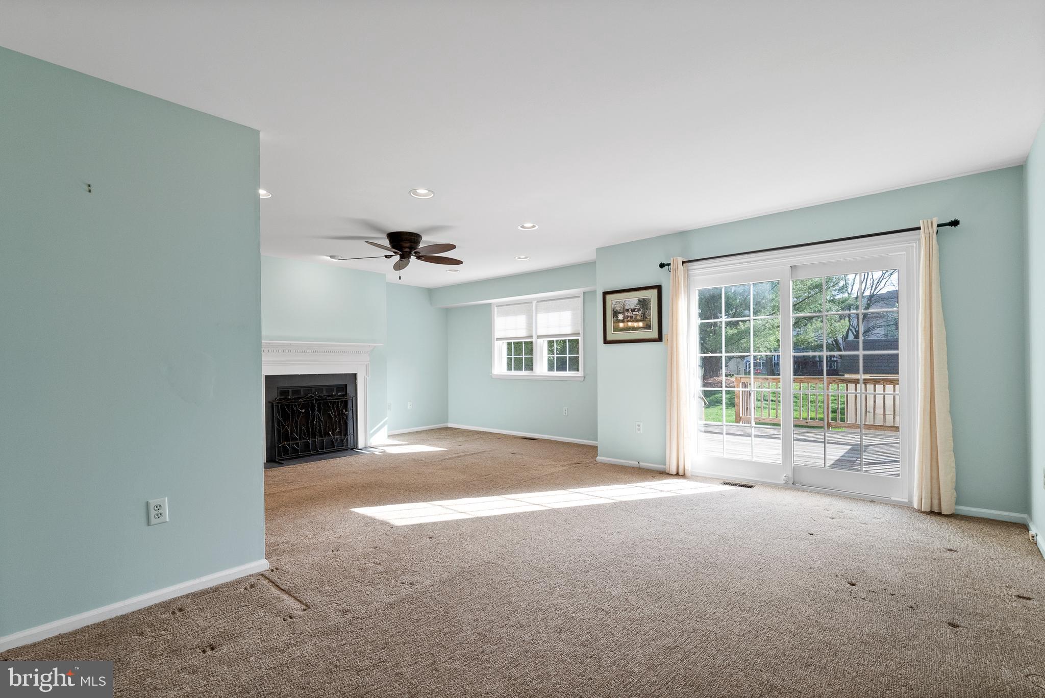 1512 Corsley Ct