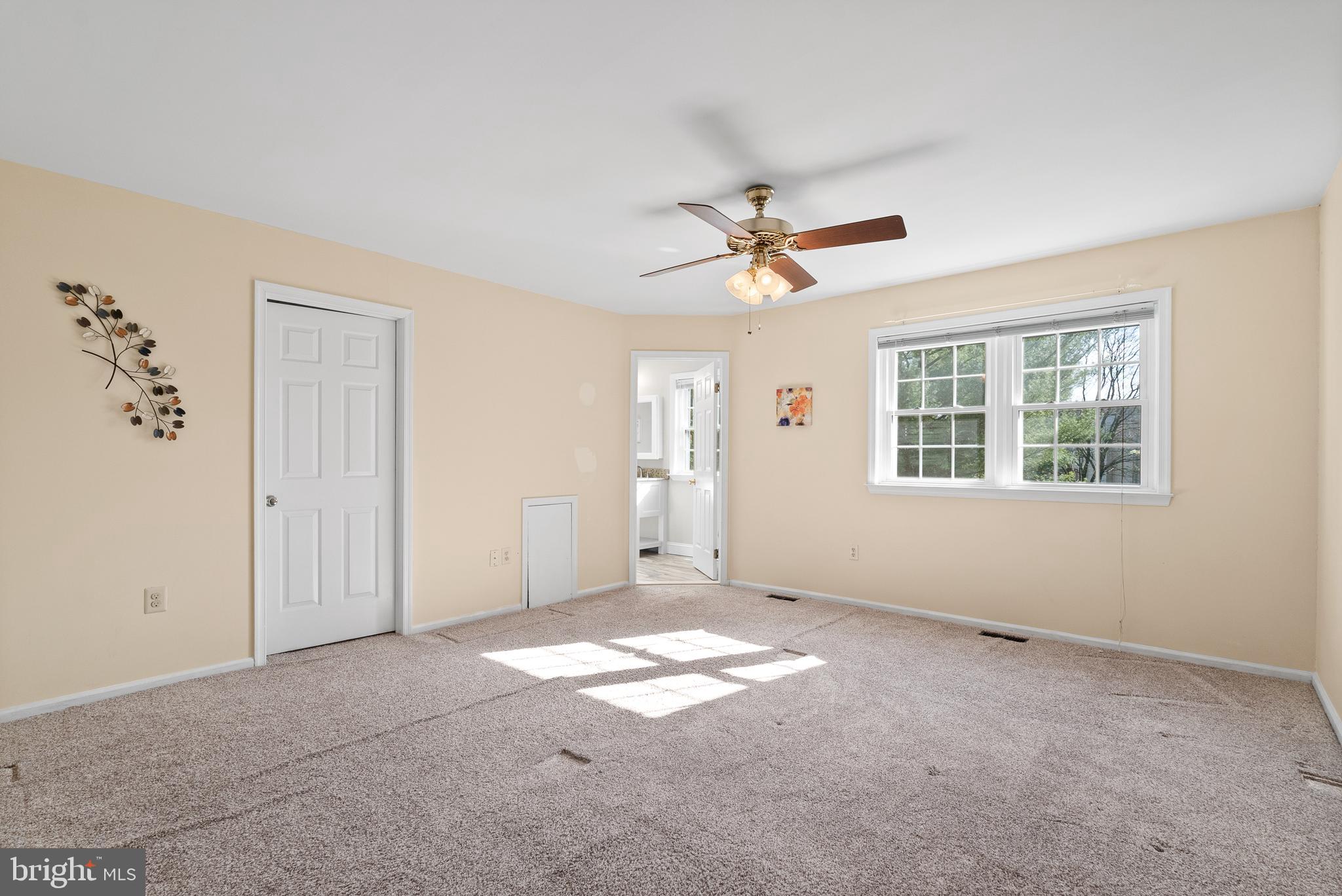 1512 Corsley Ct