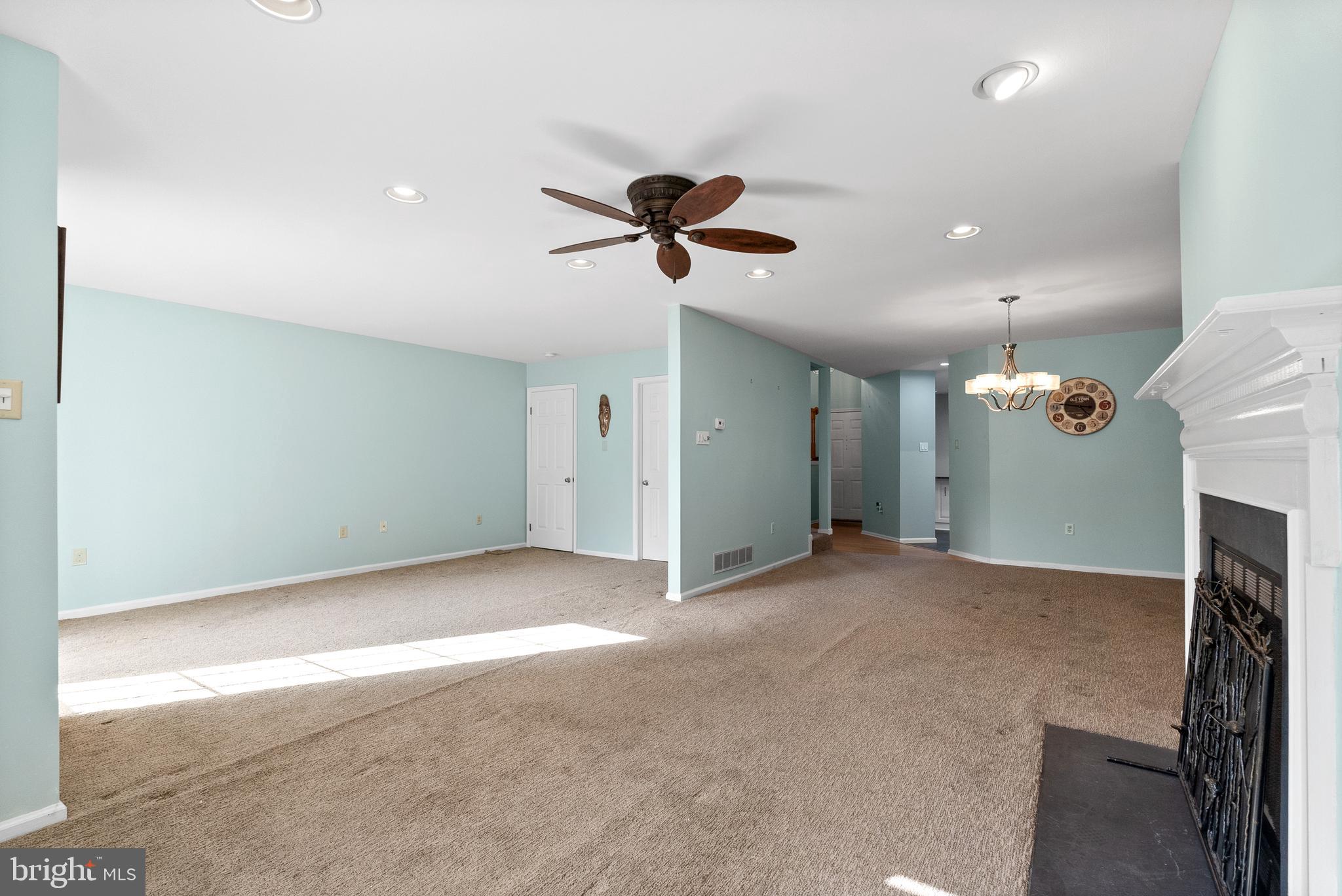 1512 Corsley Ct