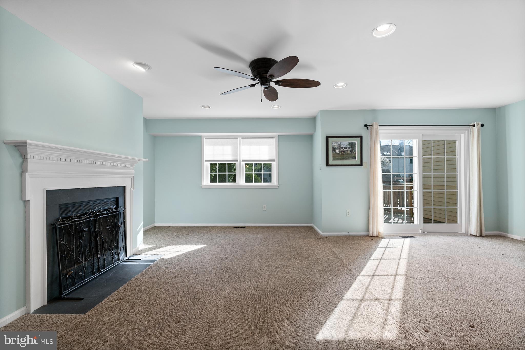 1512 Corsley Ct