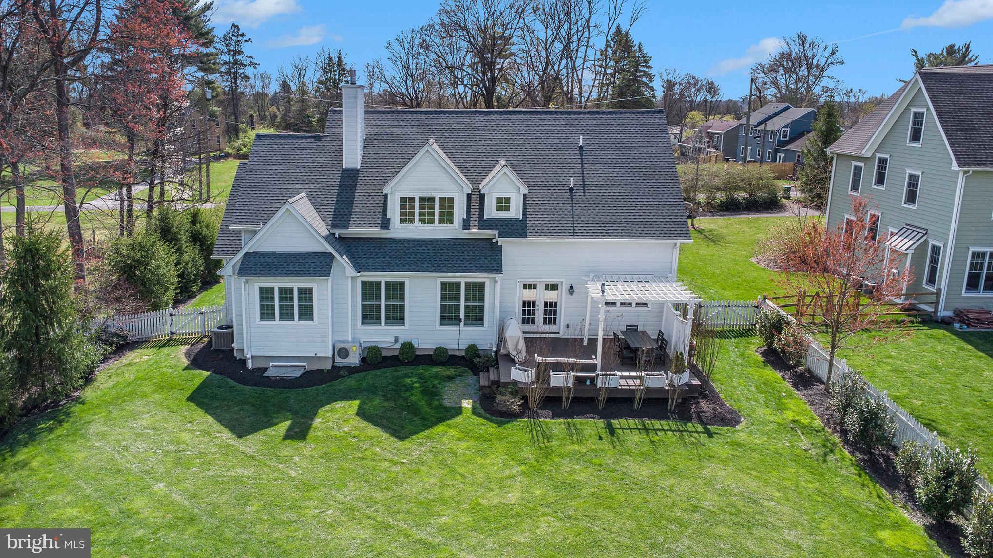 571 Skippack Pike