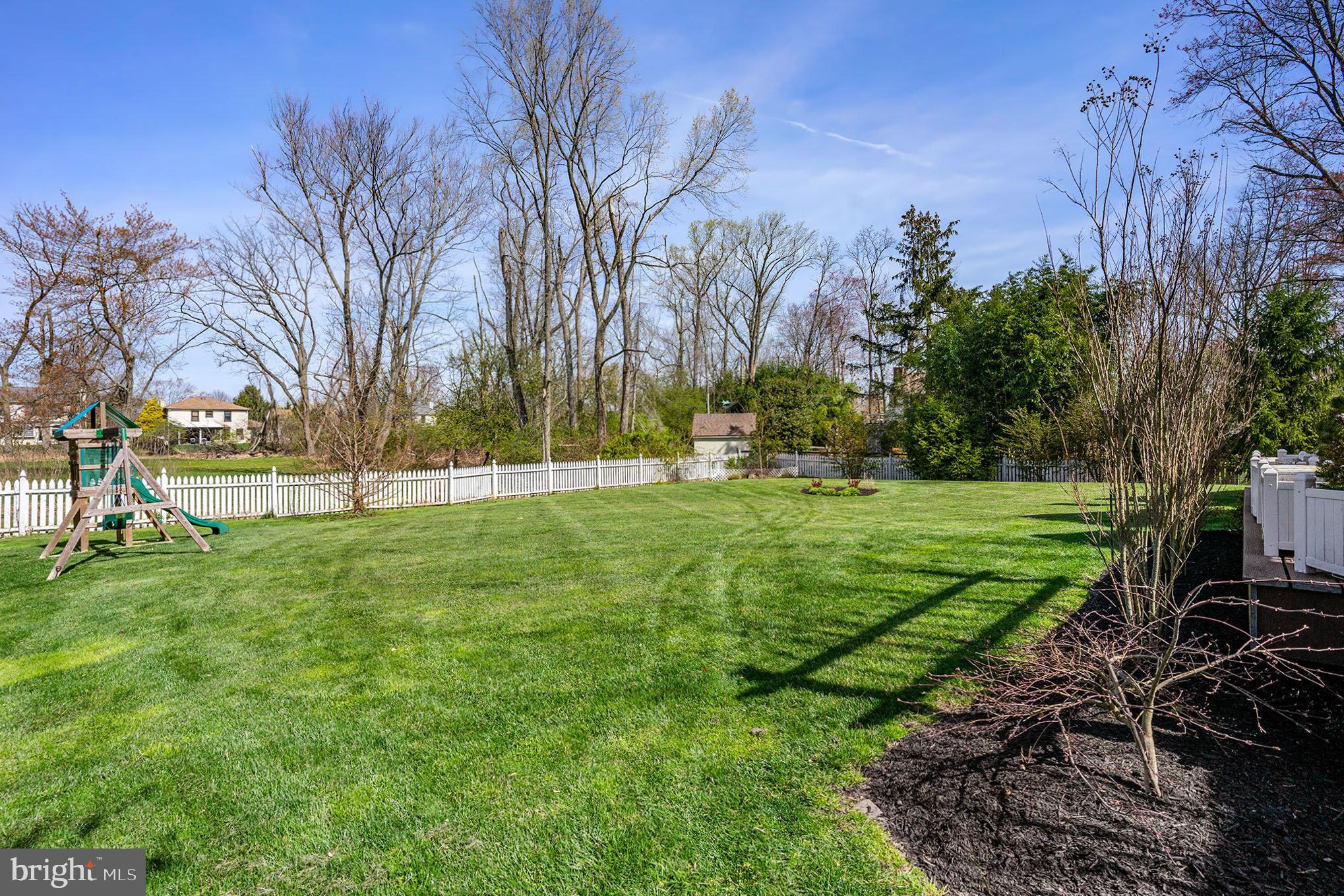 571 Skippack Pike