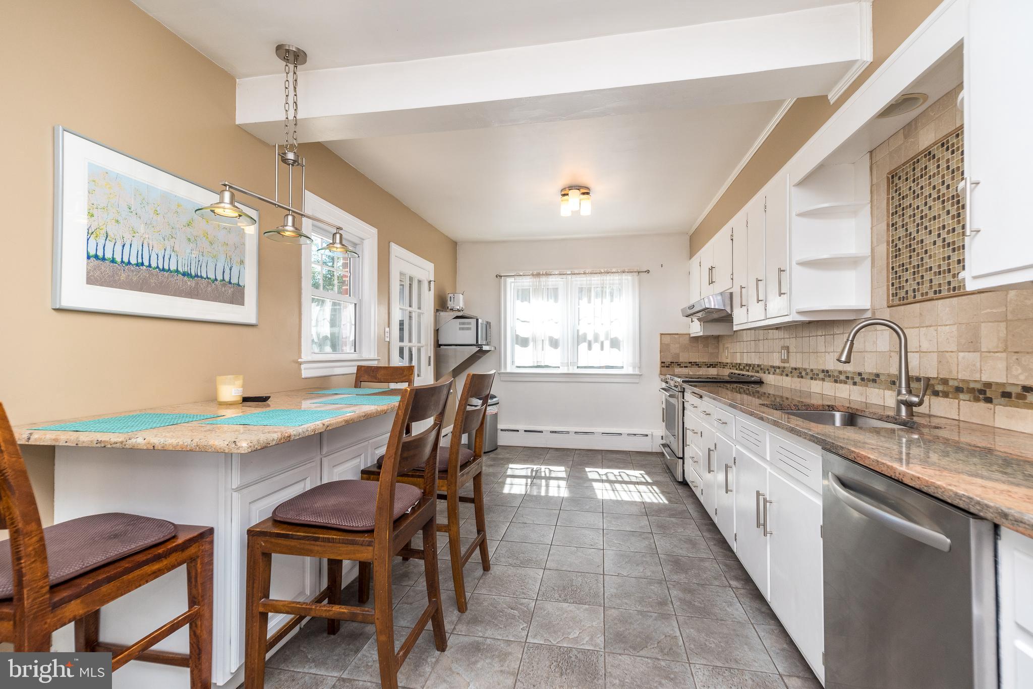 701 Stoler Ave