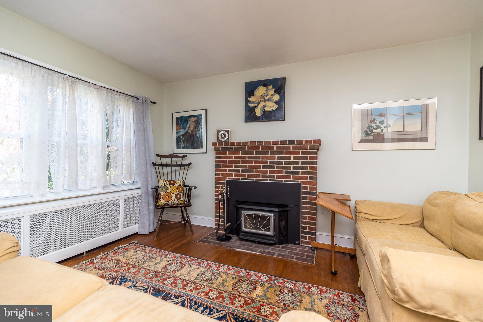 701 Stoler Ave