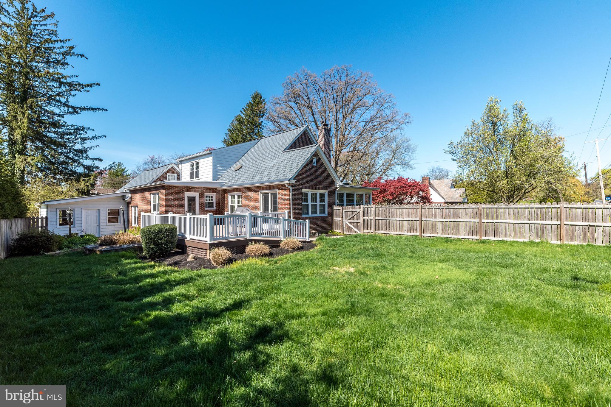 701 Stoler Ave