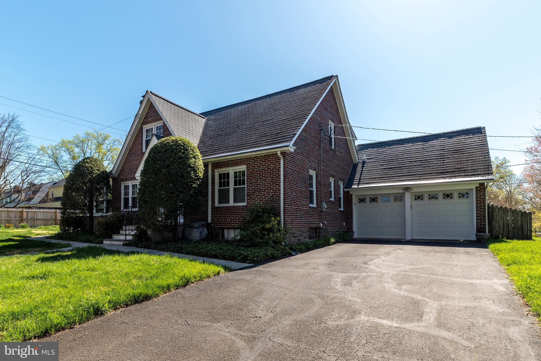 701 Stoler Ave