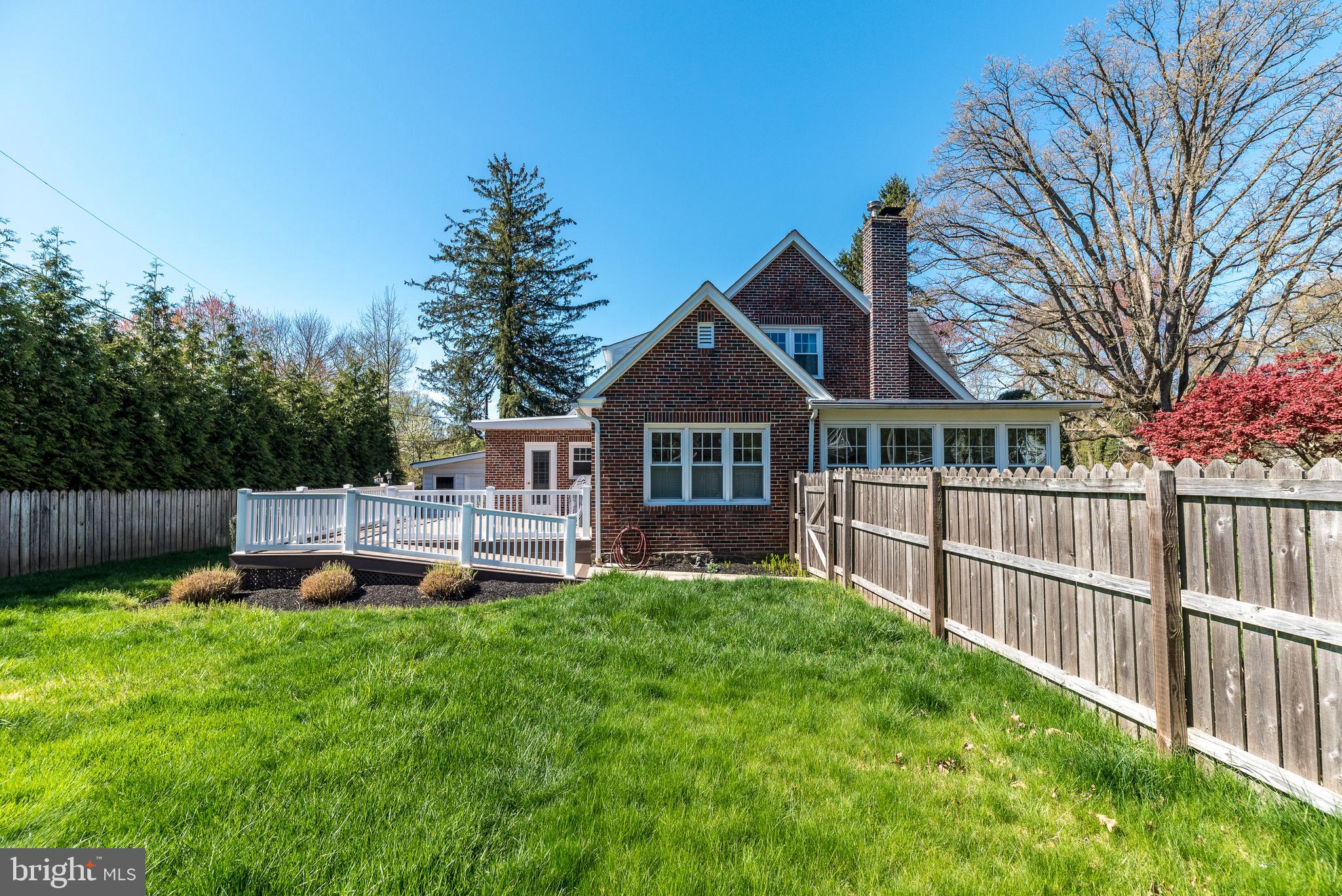 701 Stoler Ave