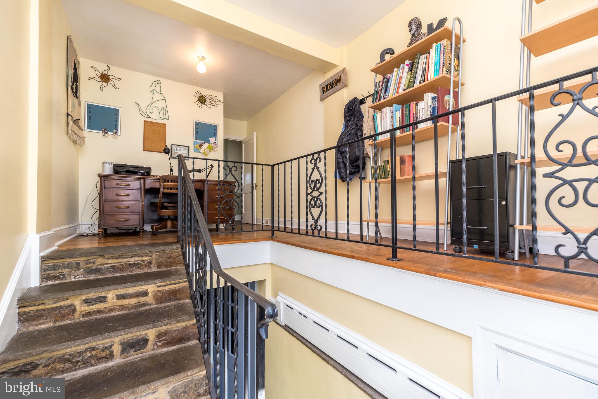 701 Stoler Ave