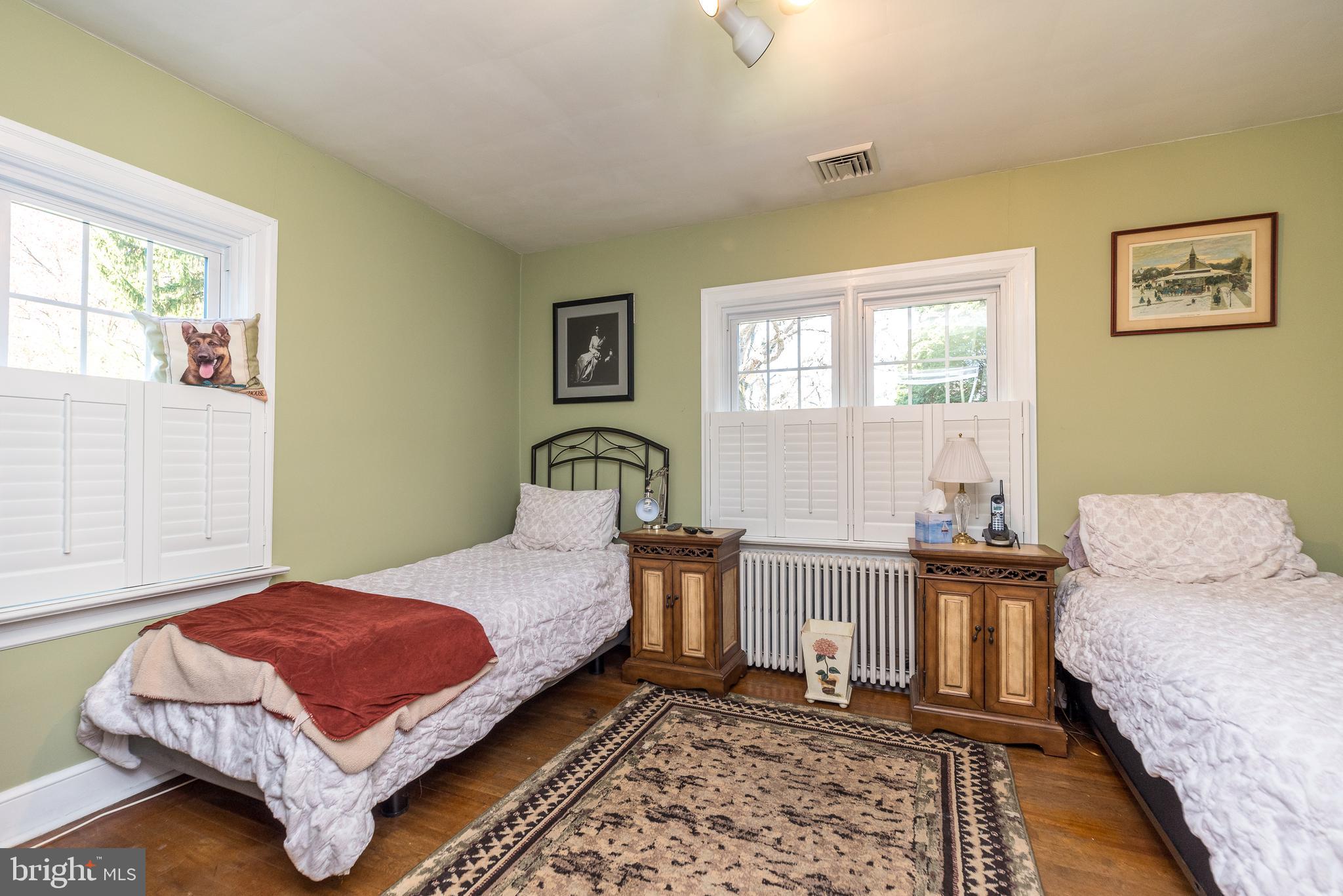701 Stoler Ave
