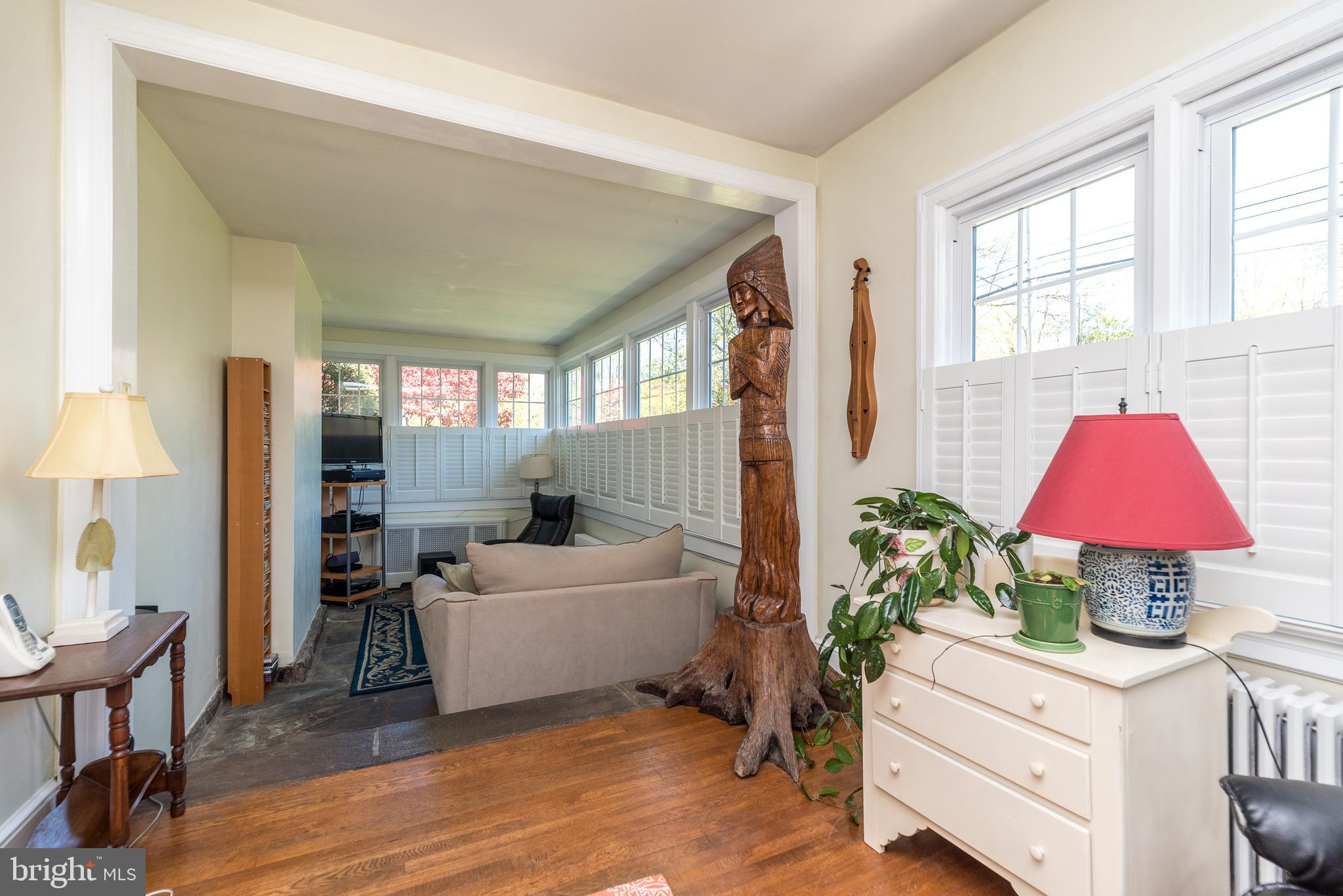 701 Stoler Ave