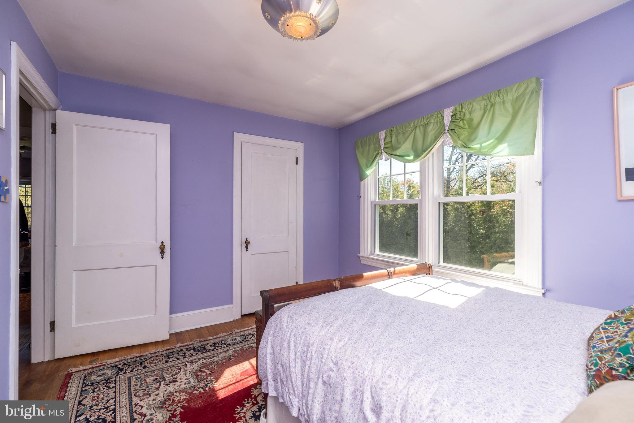701 Stoler Ave