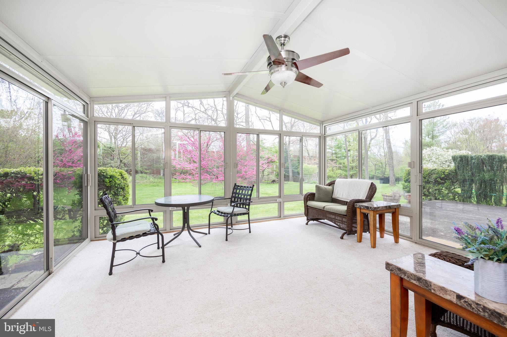 1012 Davis Rd