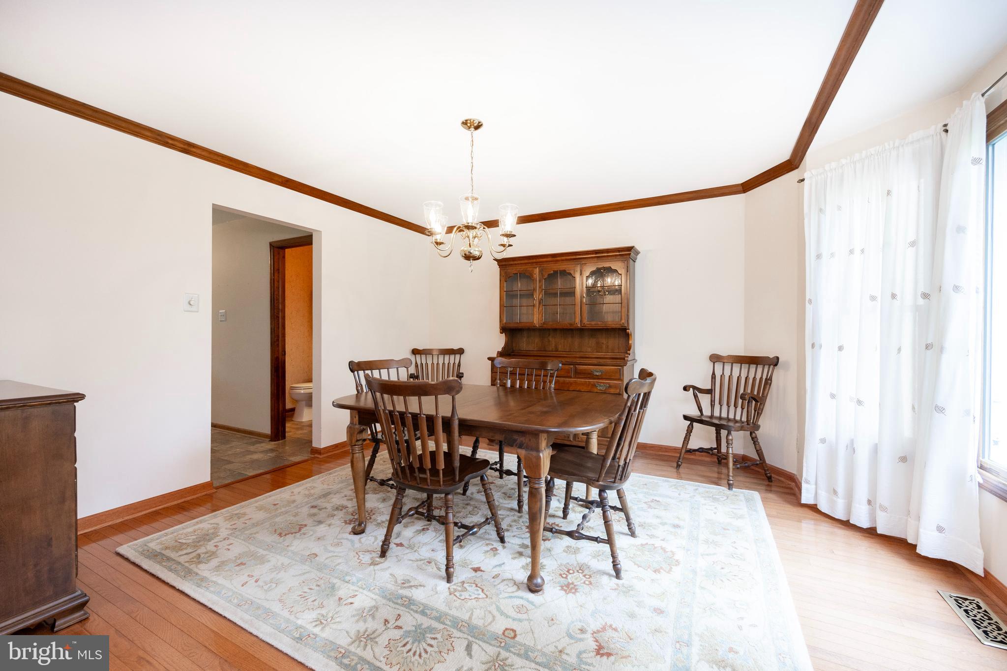 1012 Davis Rd