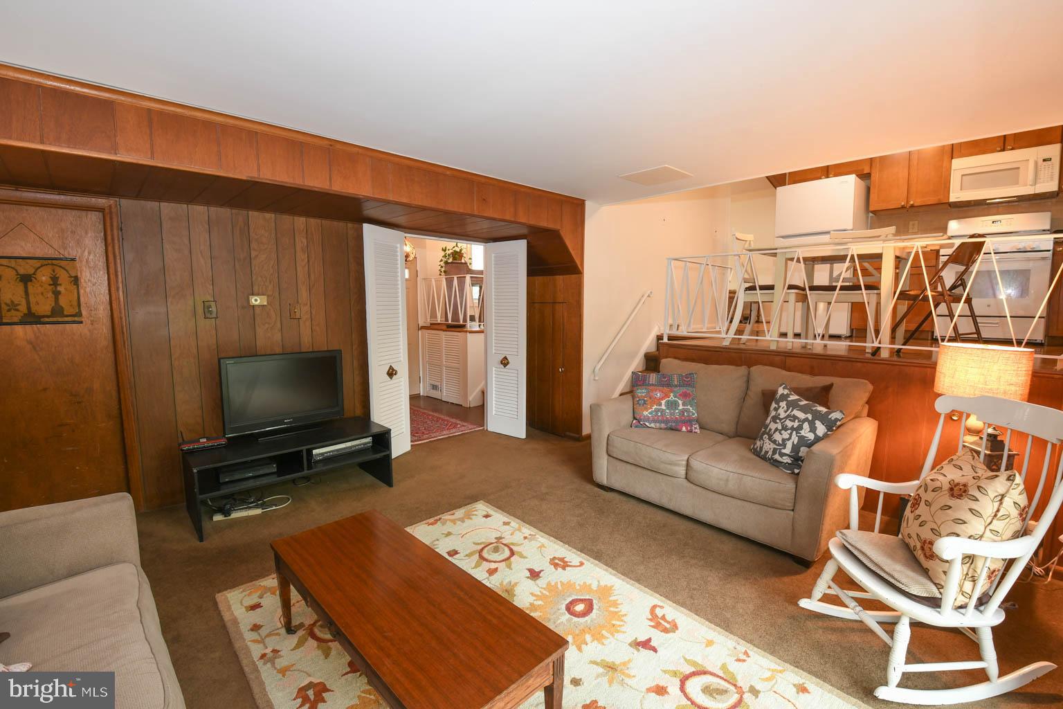 13 Camelot Dr