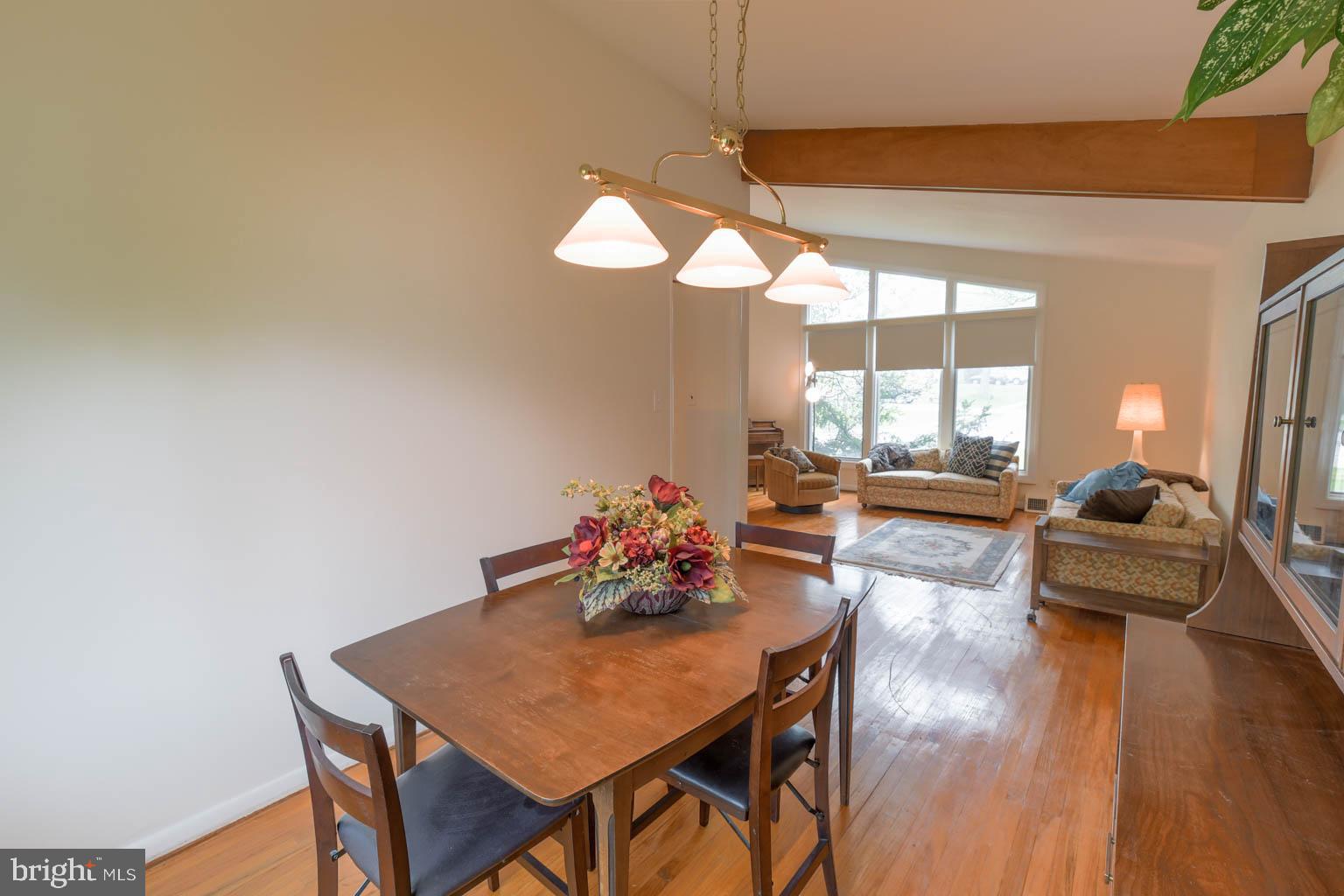 13 Camelot Dr