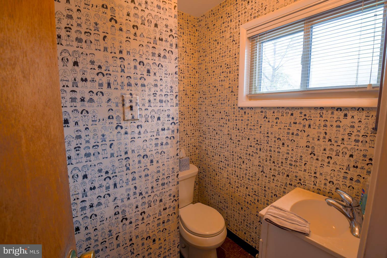 13 Camelot Dr