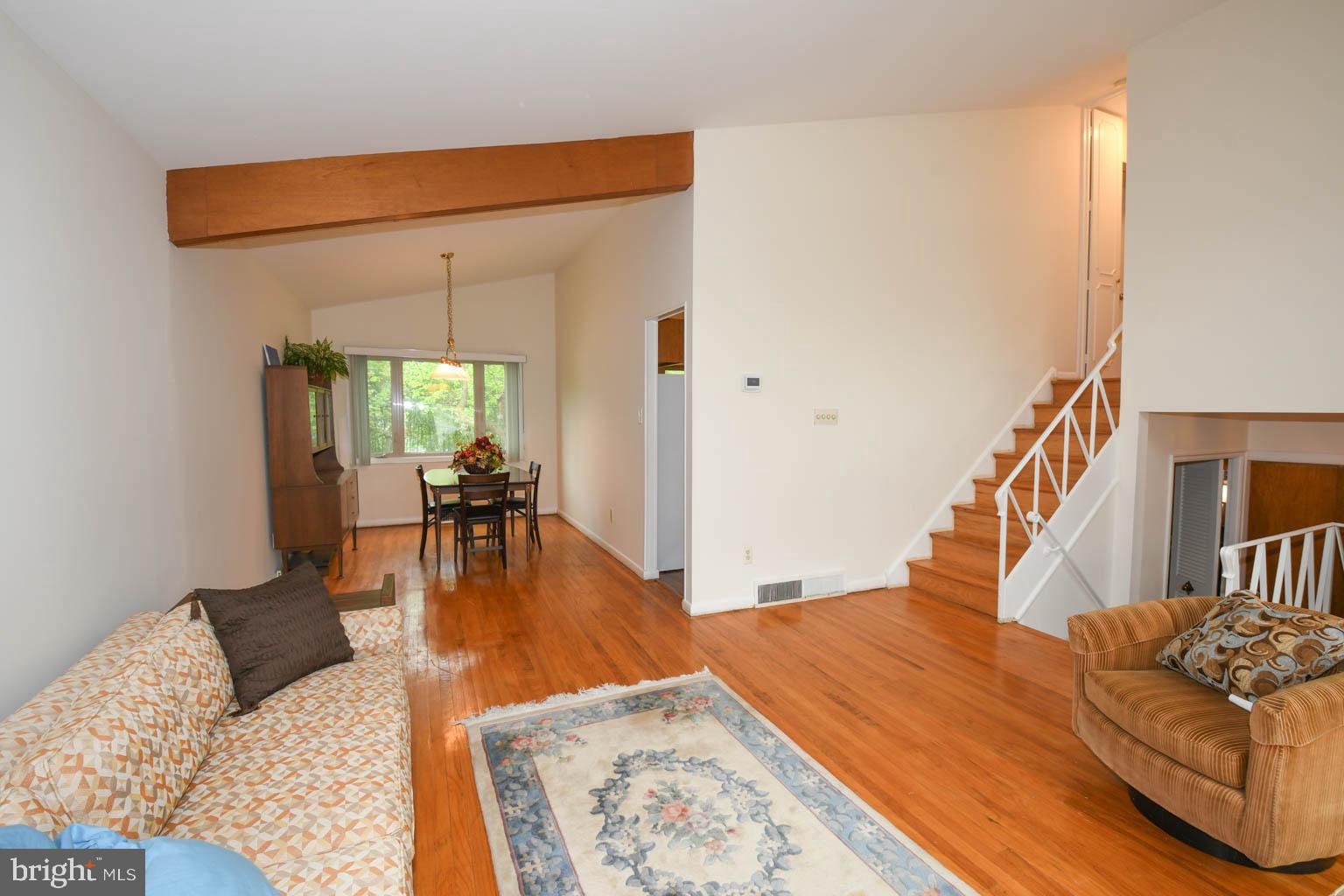 13 Camelot Dr