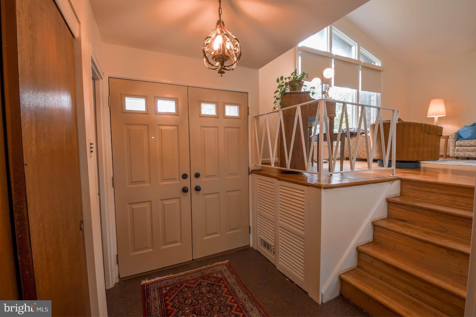 13 Camelot Dr