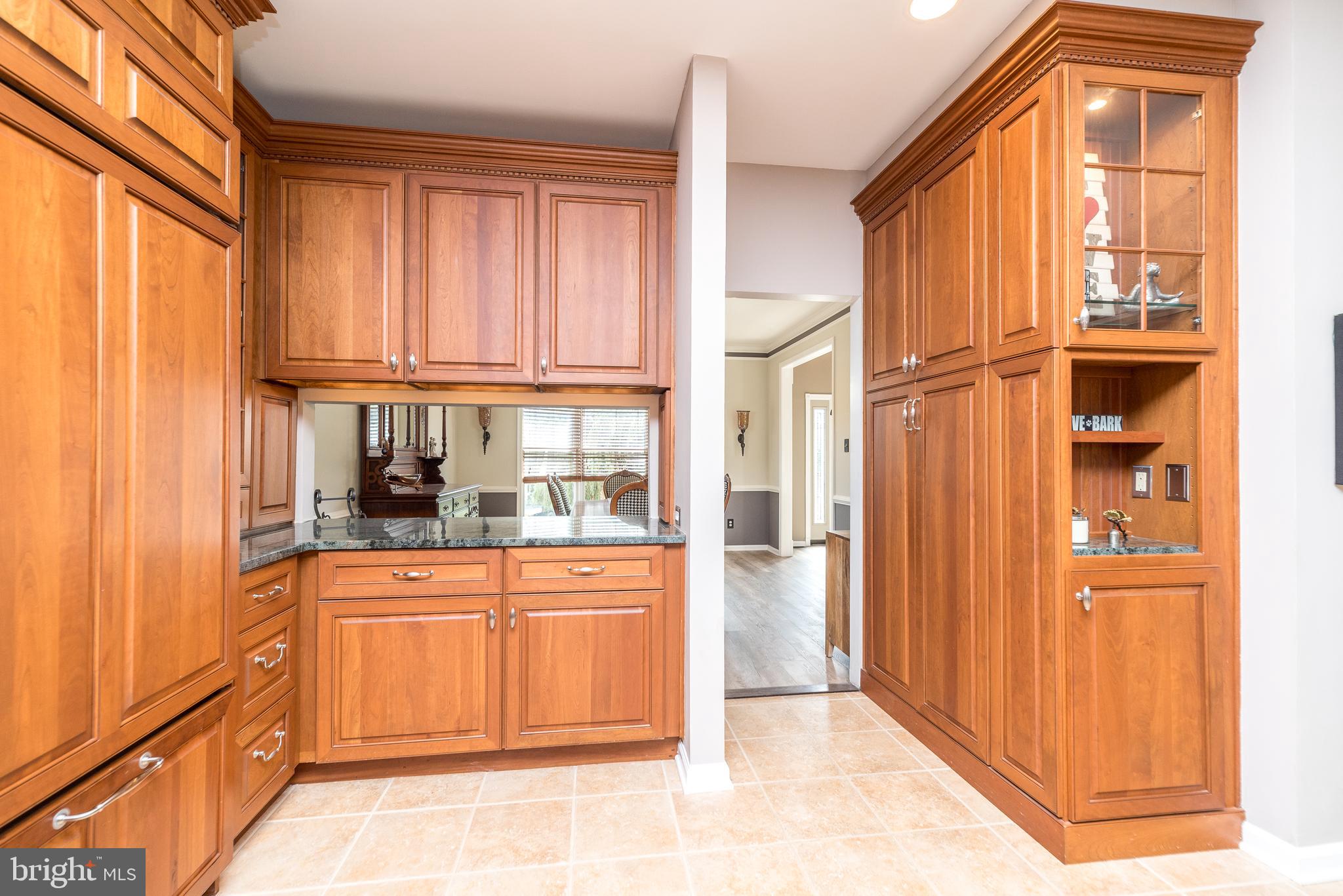 757 Castlewood Dr