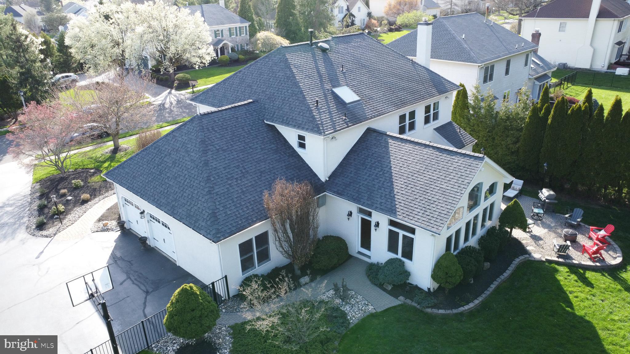 757 Castlewood Dr
