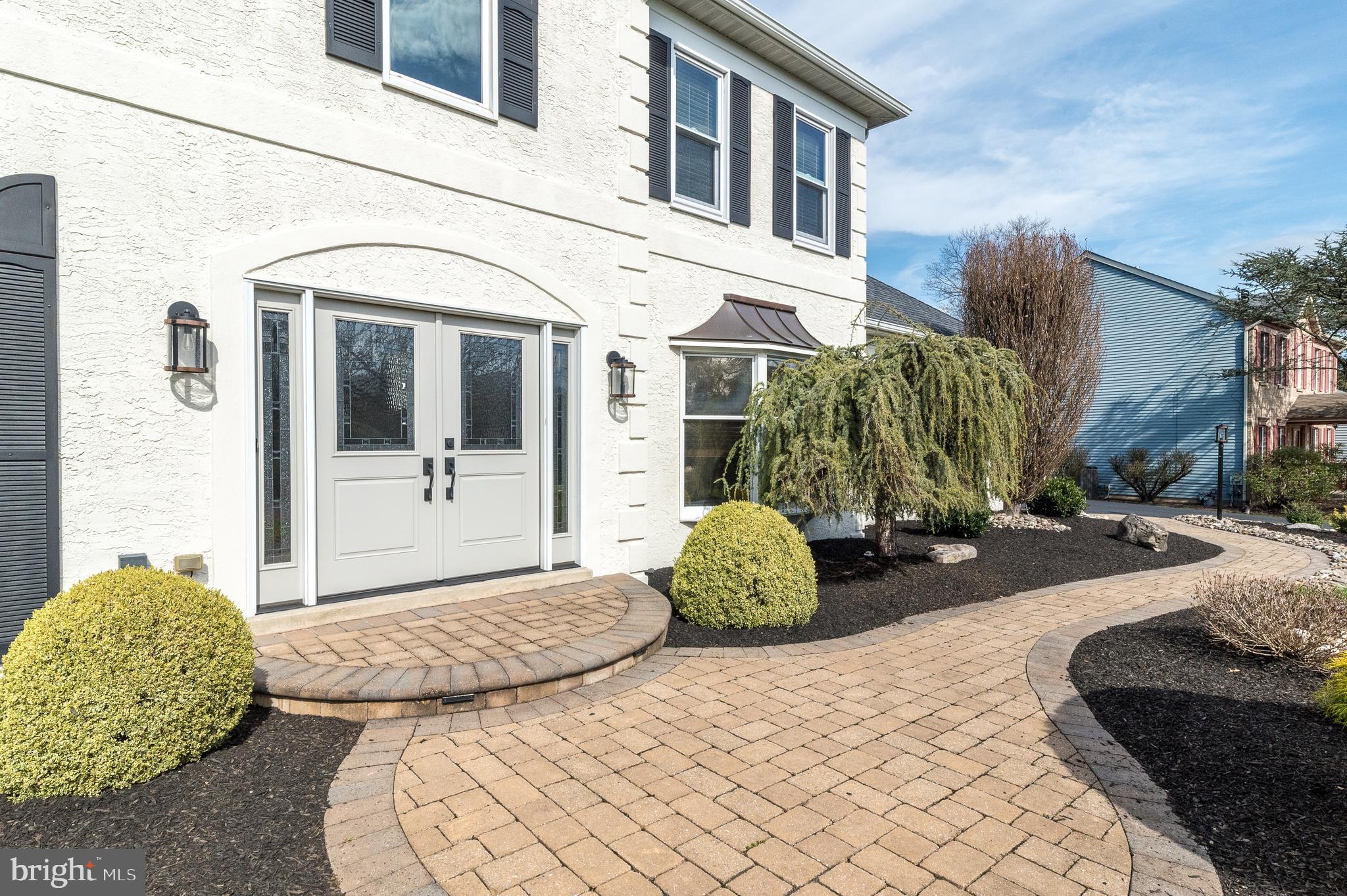 757 Castlewood Dr