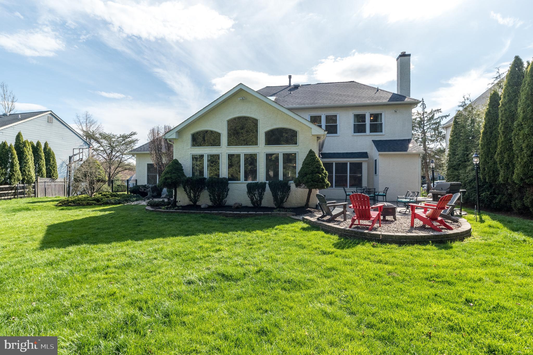 757 Castlewood Dr