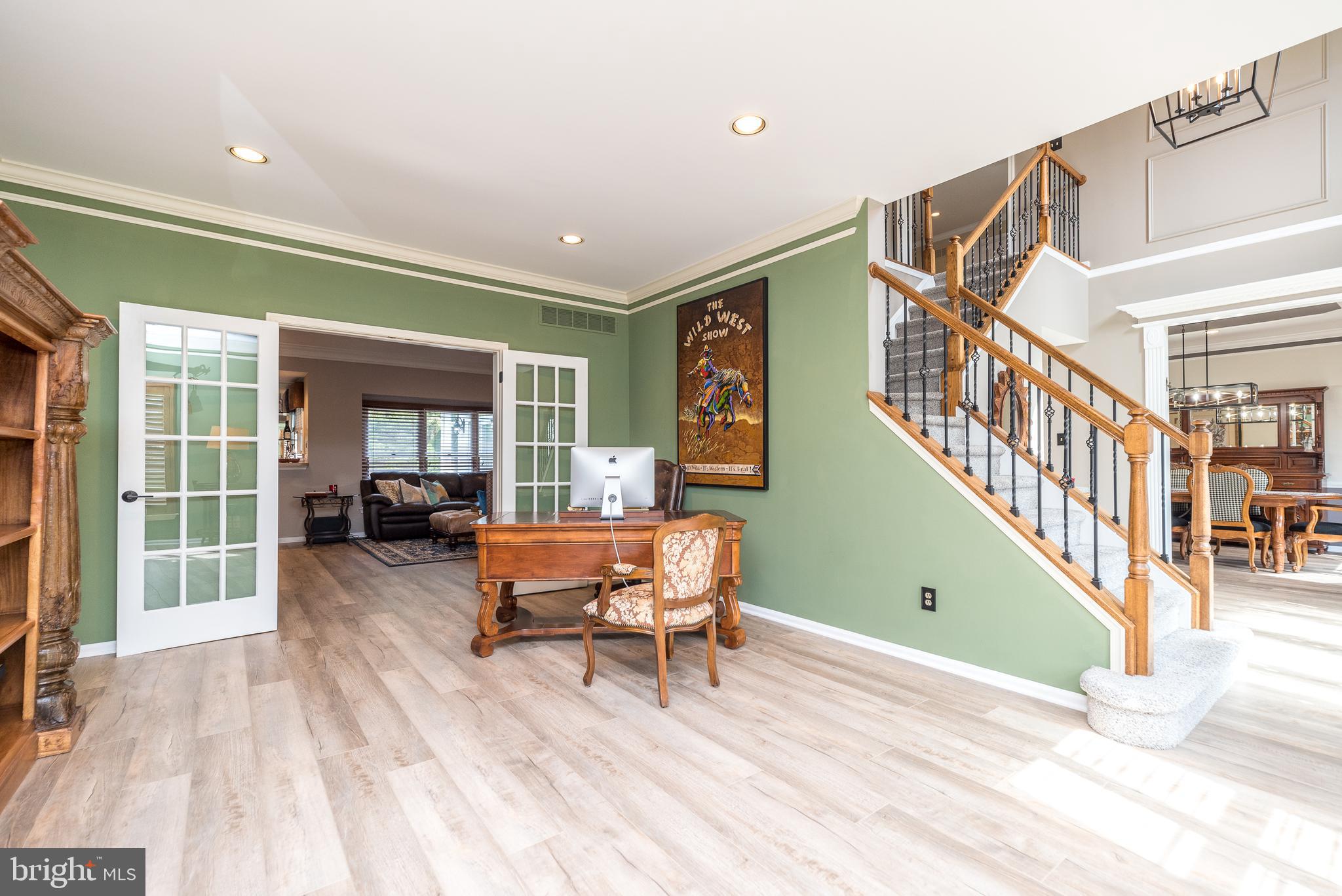 757 Castlewood Dr