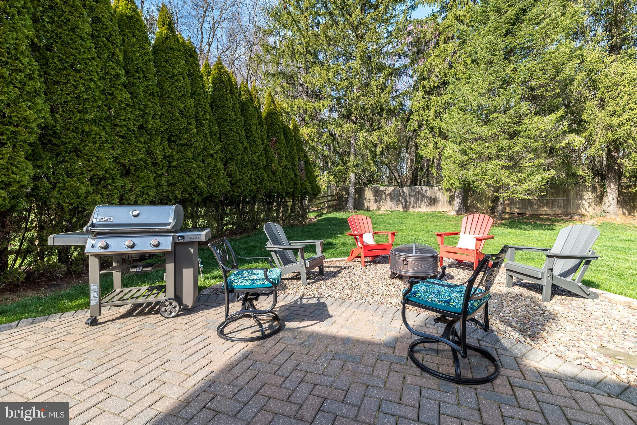 757 Castlewood Dr