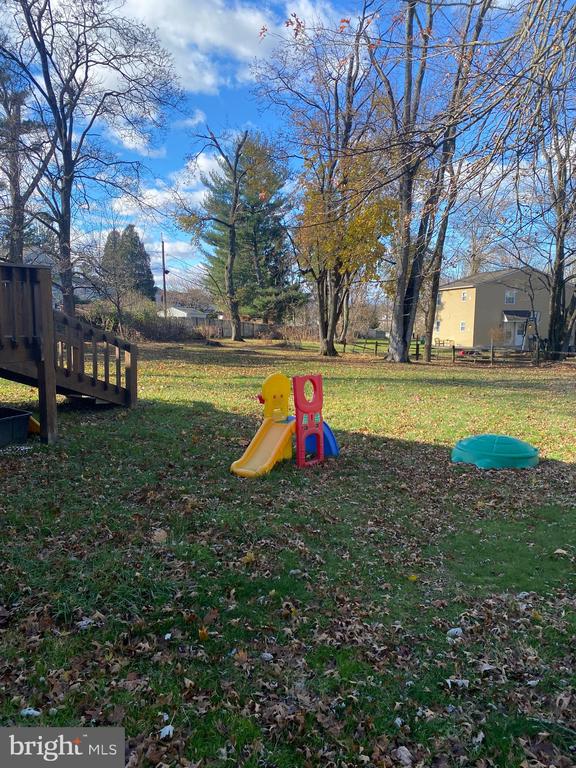 1216 CEDAR RD #2ND FLOOR