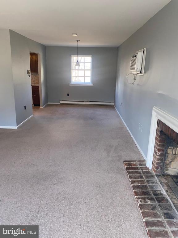 1216 CEDAR RD #2ND FLOOR
