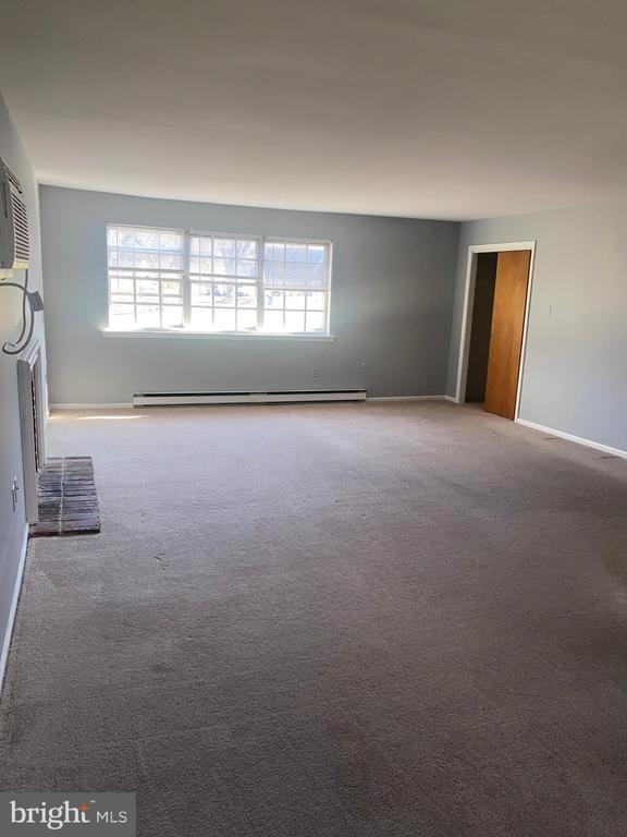 1216 CEDAR RD #2ND FLOOR