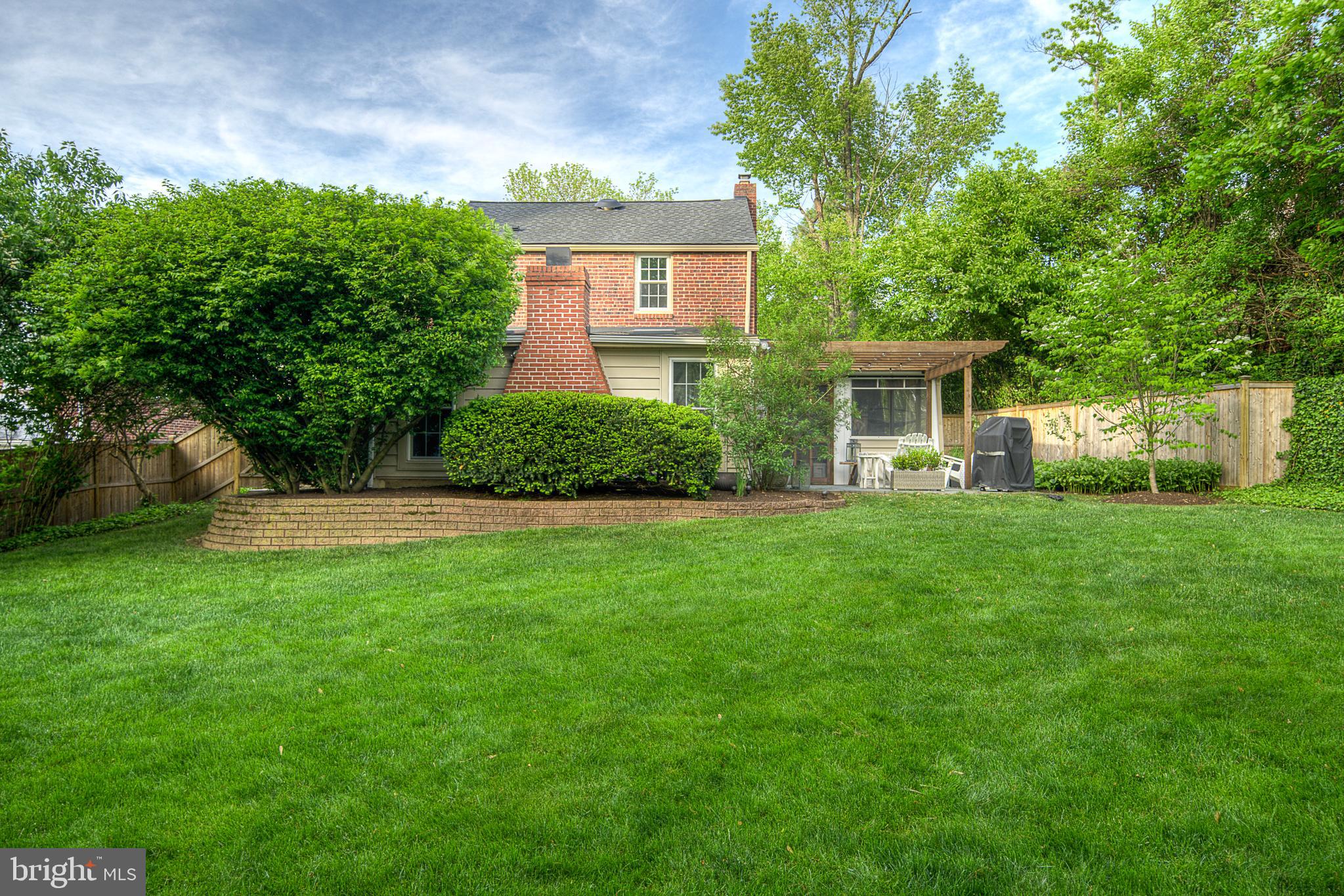 703 Glendalough Rd