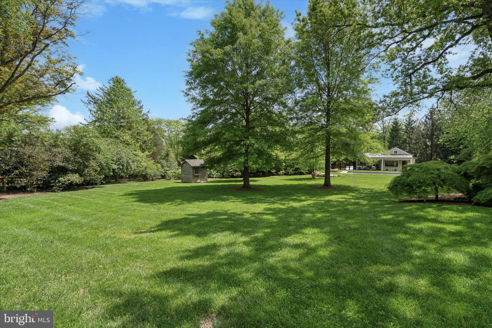 741 Hunt Ln