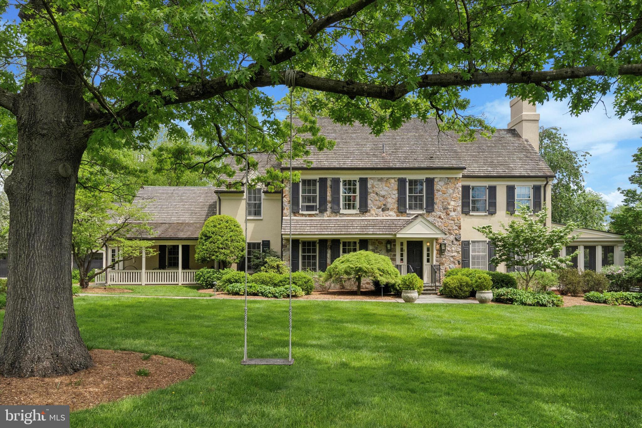 741 Hunt Ln