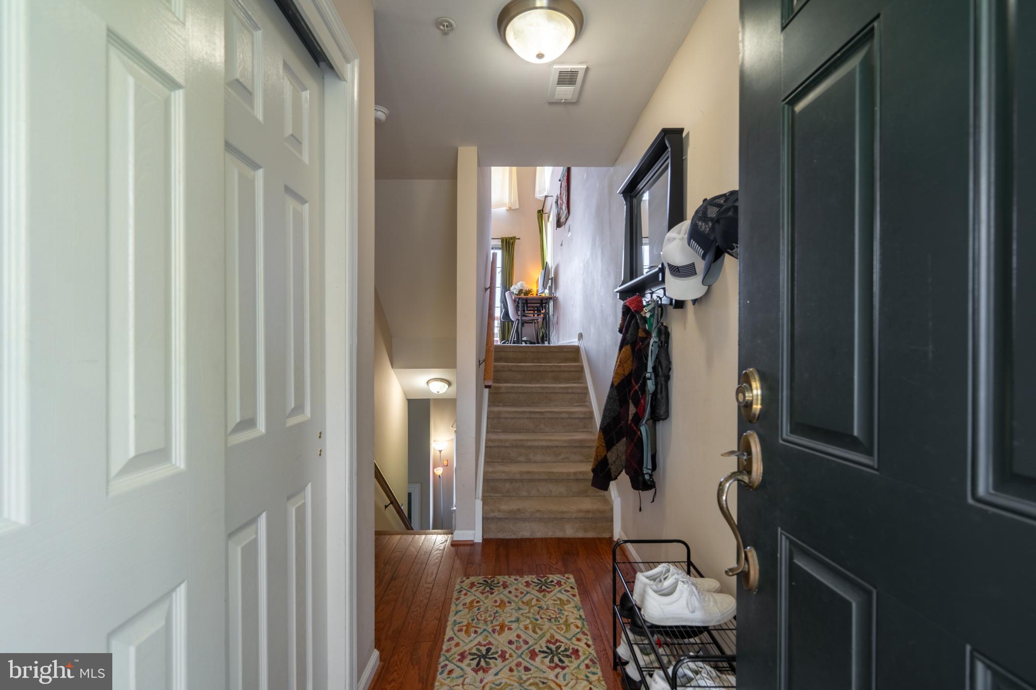 443 Fort Hill