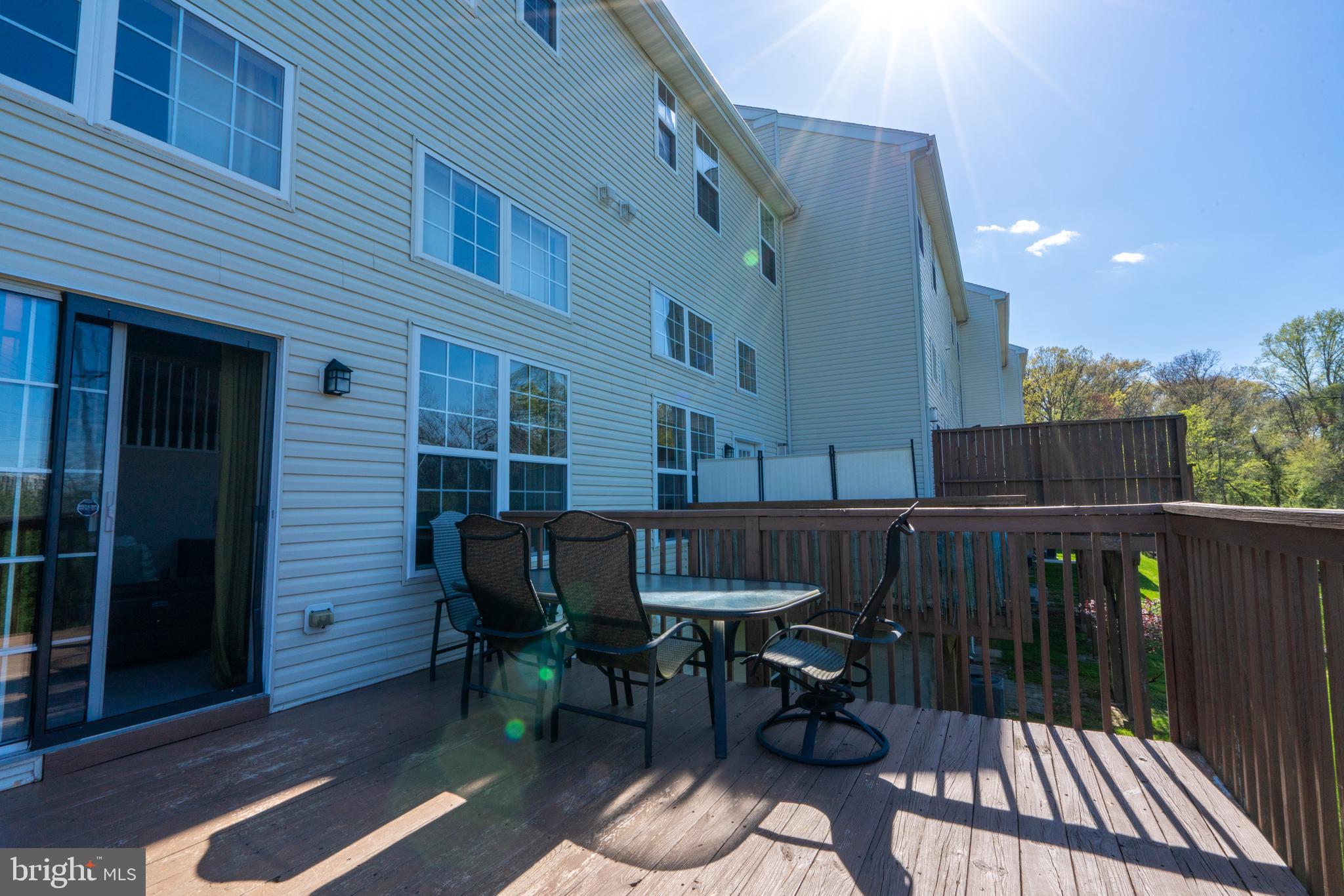 443 Fort Hill