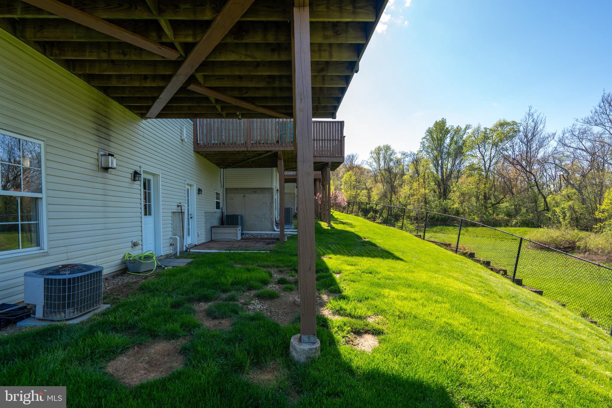443 Fort Hill