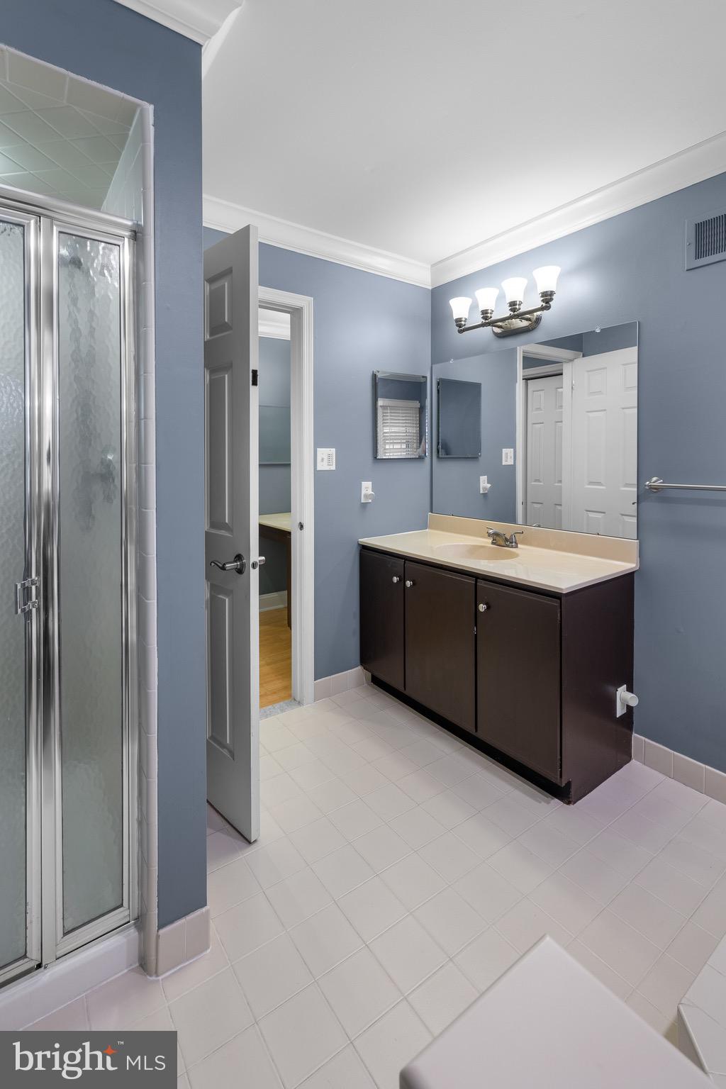 206 Bridle Ln