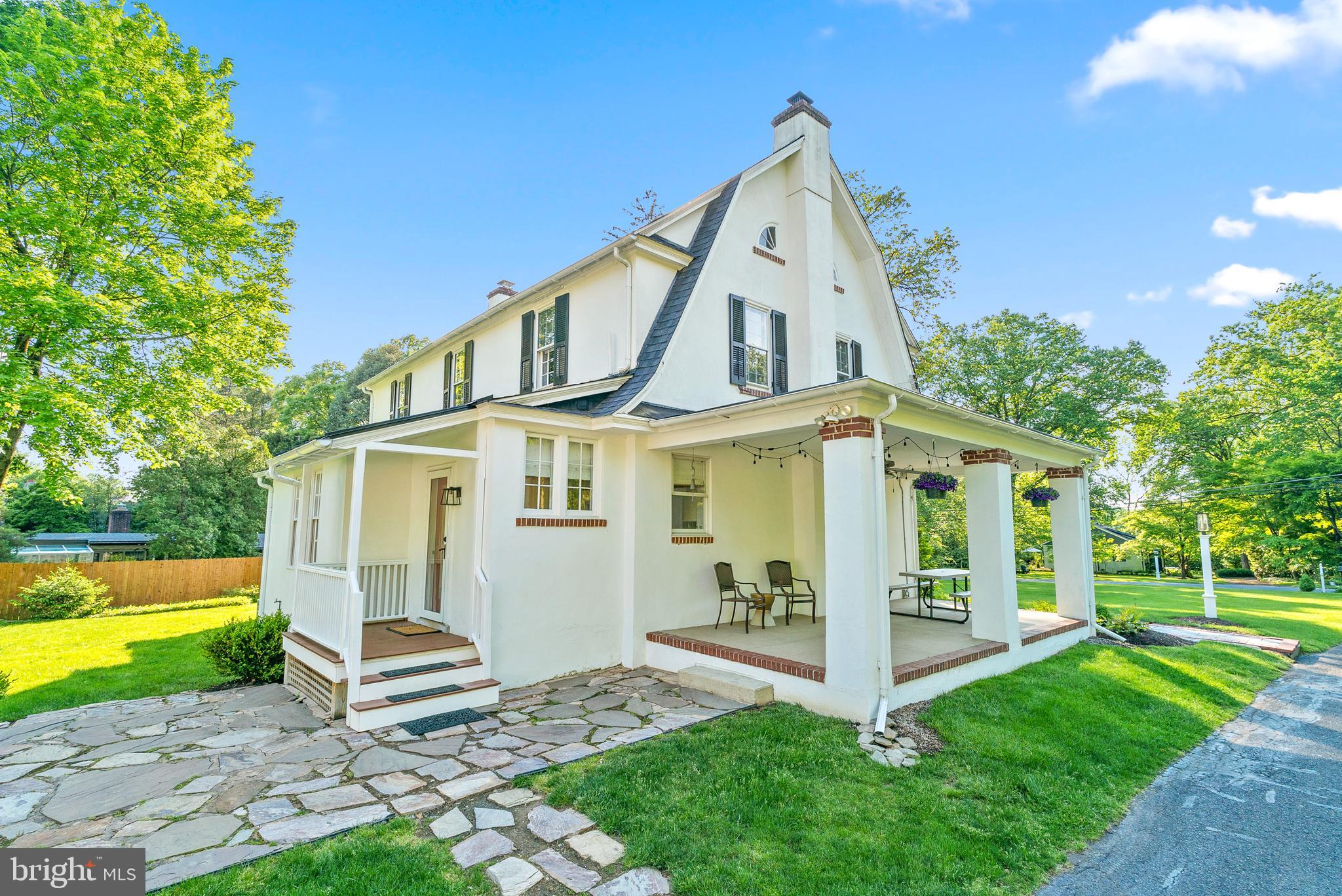 616 Montgomery Rd
