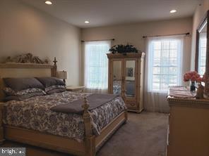 100 Caldwell Ct
