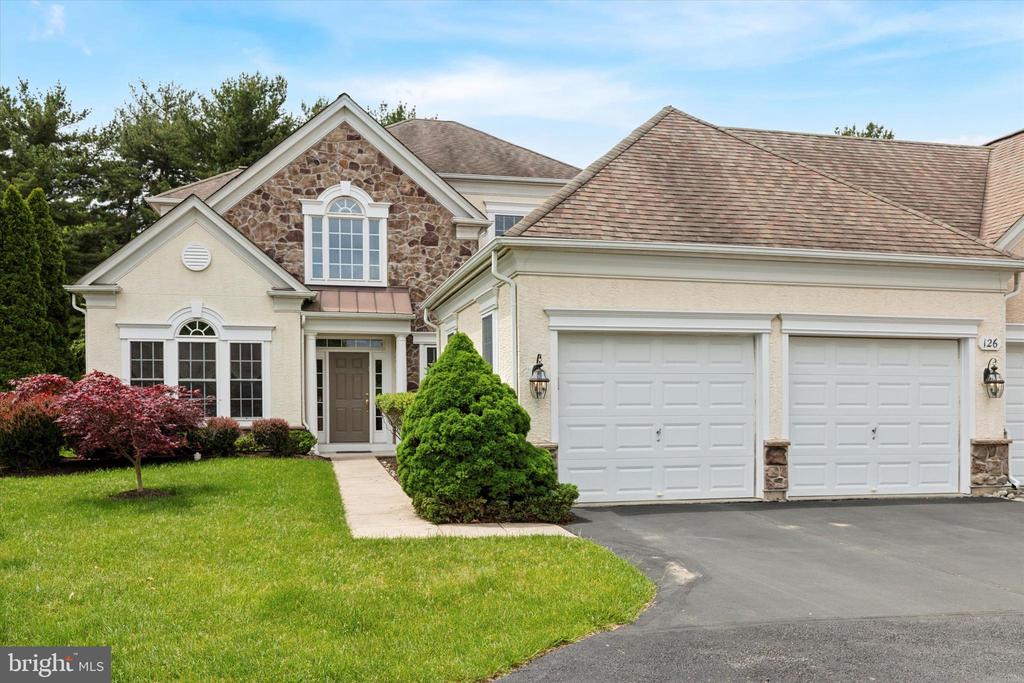 126 Mahogany Way