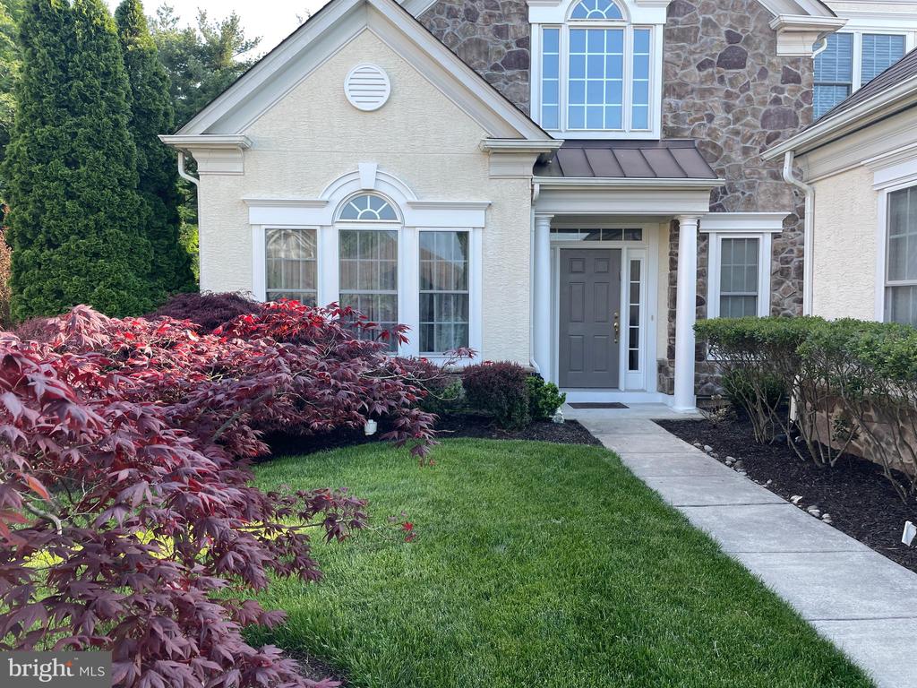 126 Mahogany Way