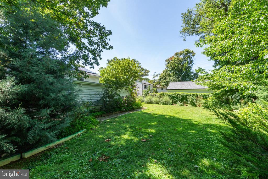 305 Preston Rd
