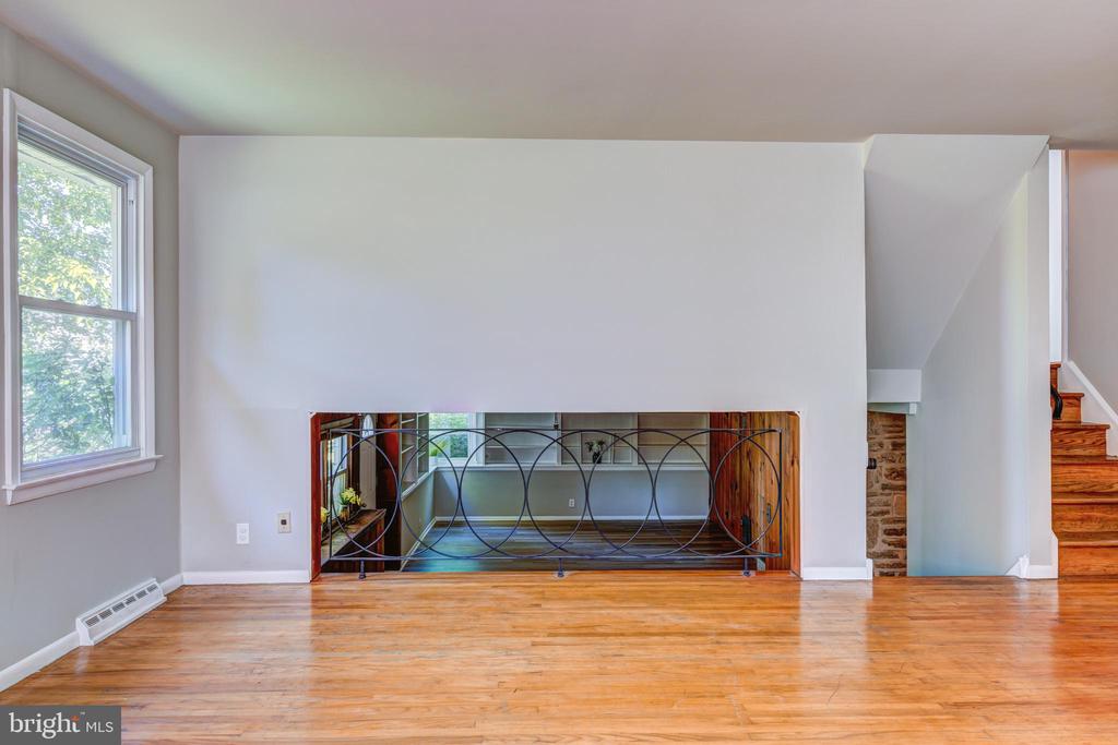 305 Preston Rd