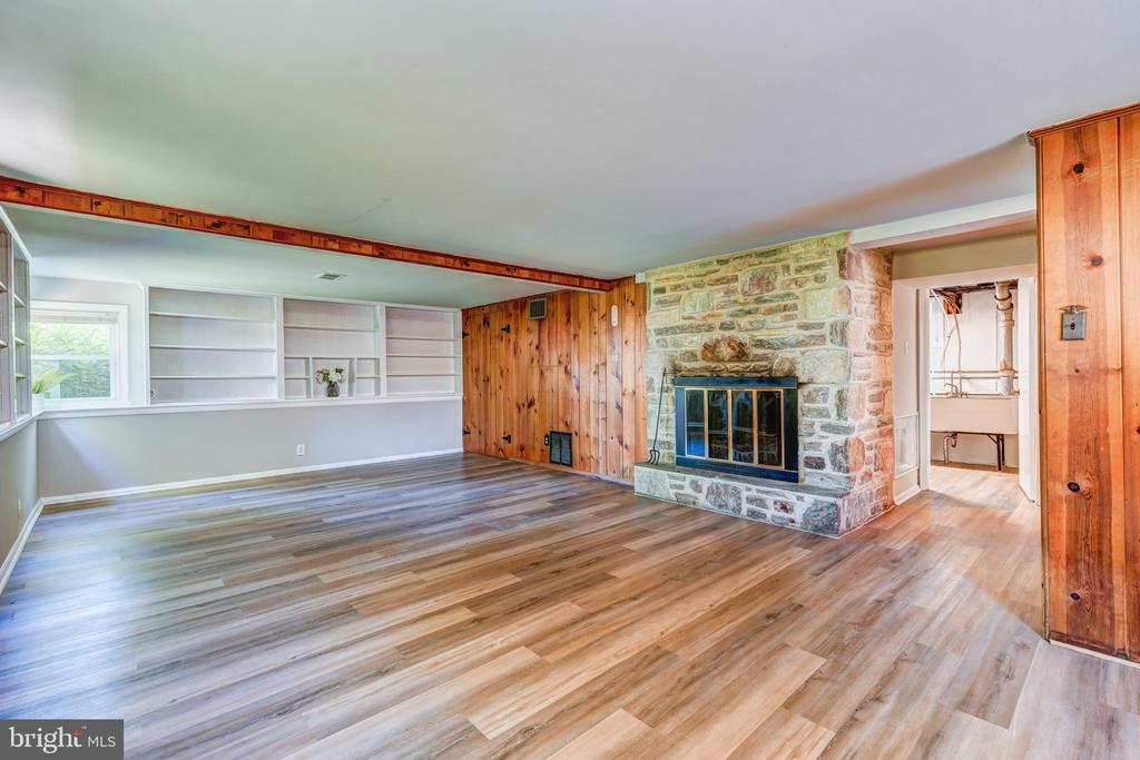 305 Preston Rd
