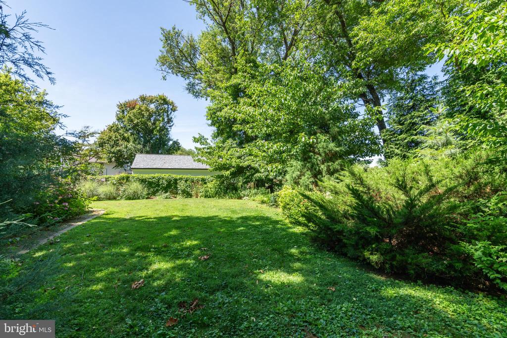 305 Preston Rd